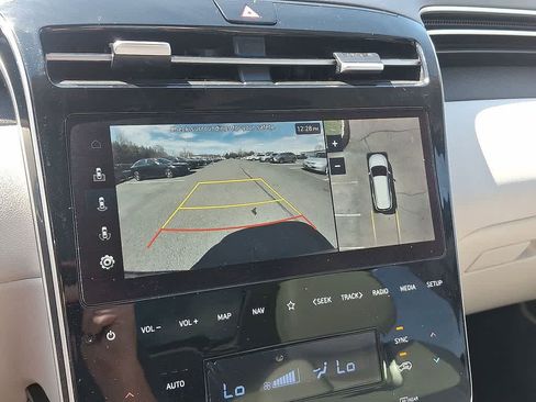 Used 2023 Hyundai Tucson Limited AWD/4WD image 12