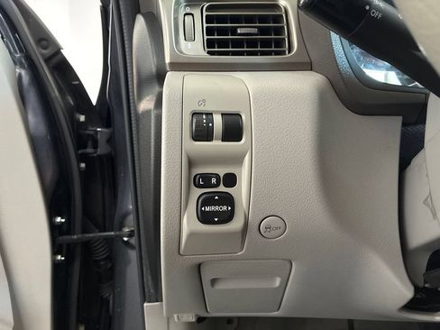 Used 2010 Subaru Forester 2.5X Premium AWD/4WD image 11