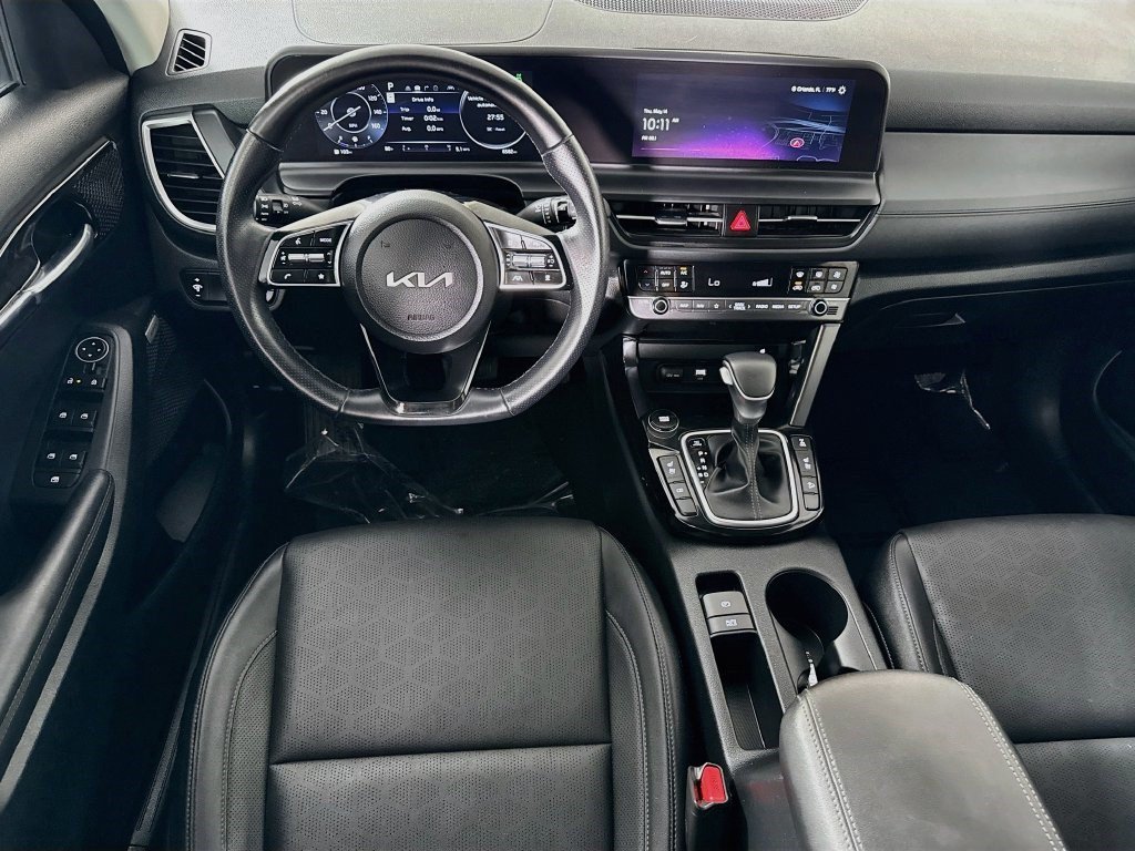 Used 2024 Kia Seltos SX w/ SX Sunroof Package AWD/4WD image 16