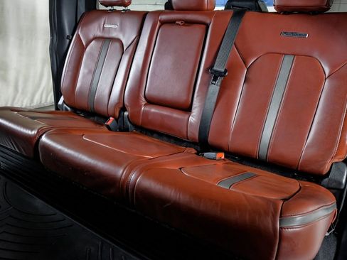 Used 2021 Ford F250 Platinum w/ FX4 Off-Road Package image 34