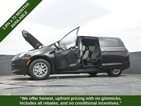 New 2026 Chrysler Voyager LX image 67