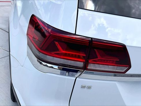 Used 2023 Volkswagen Atlas SE FWD image 28