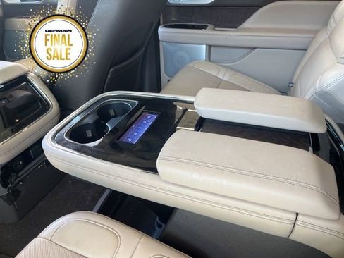 Used 2023 Lincoln Navigator L Reserve image 13