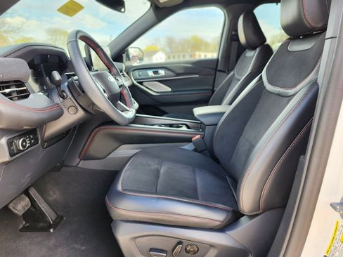 Certified 2025 Ford Explorer ST AWD/4WD image 20