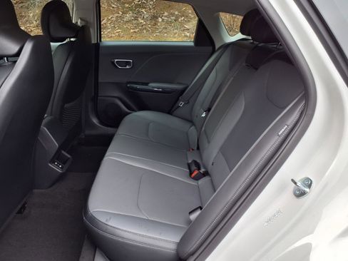 New 2026 Kia K4 EX image 4