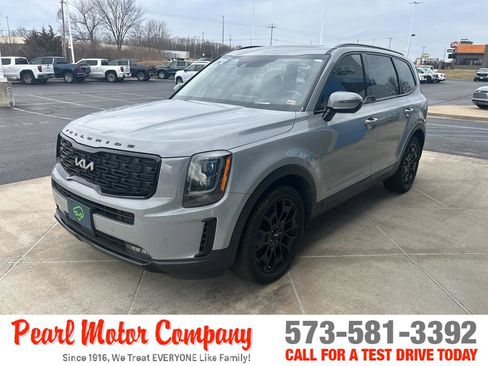 Used 2022 Kia Telluride SX w/ SX Prestige Package image 7