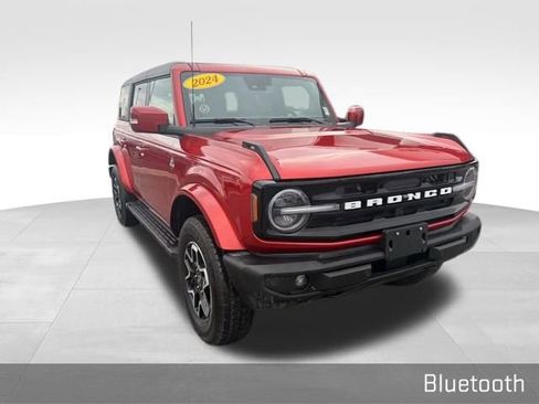 Used 2024 Ford Bronco Outer Banks image 3