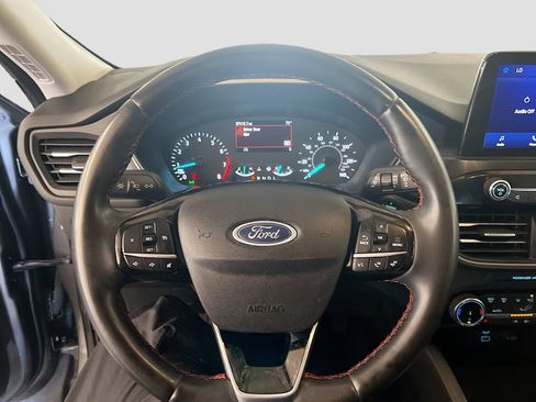 Used 2022 Ford Escape SEL w/ SEL Stealth AWD Package image 11