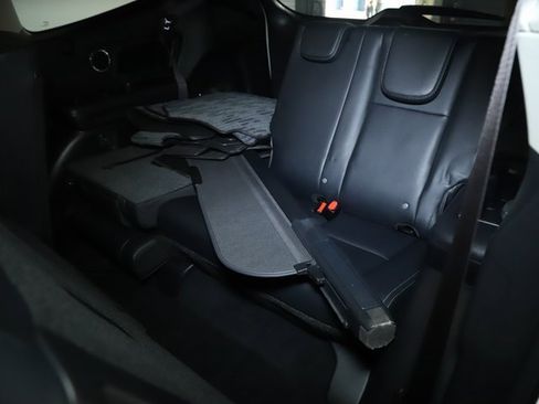 Certified 2023 Subaru Ascent Limited w/ Technology Package image 16