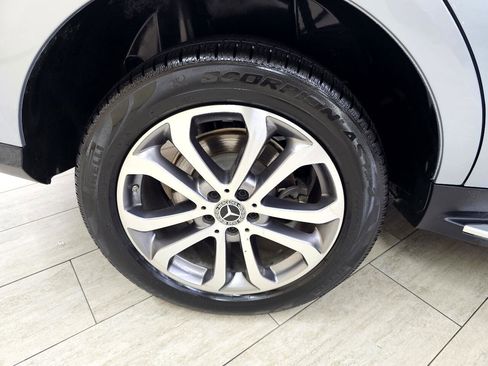 Used 2017 Mercedes-Benz GLE 350 w/ Premium 1 Package image 42