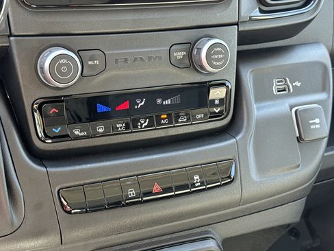 New 2026 RAM ProMaster 1500 w/ Convenience Group image 30