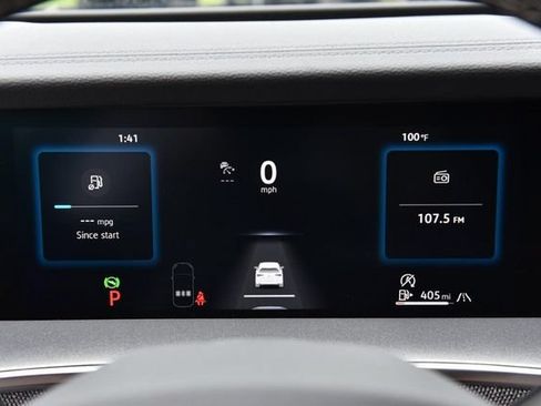 Used 2025 Volkswagen Tiguan S AWD/4WD image 11
