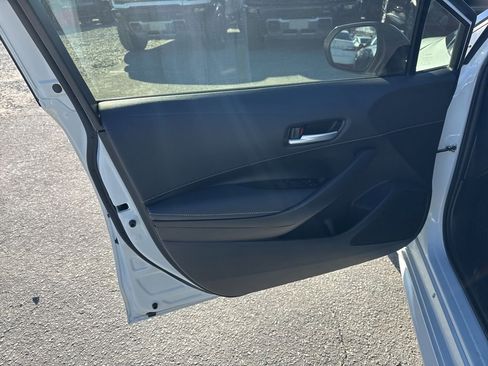 Used 2022 Toyota Corolla SE image 23