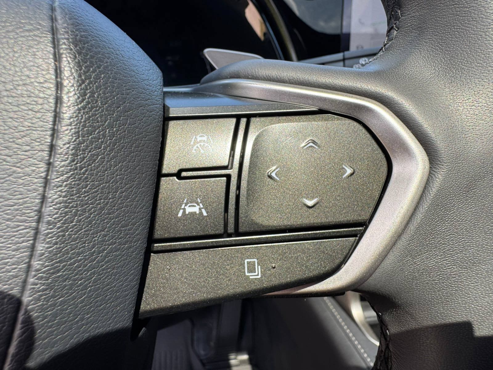 Used 2024 Lexus RX 350 Premium Plus w/ Convenience Package FWD image 35