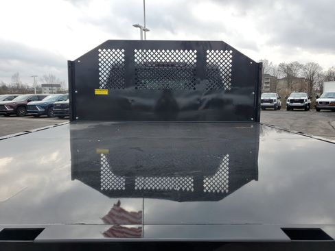 New 2025 GMC Sierra 3500 Pro w/ Convenience Package image 11