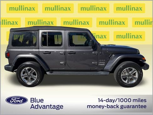 Used 2021 Jeep Wrangler Unlimited Sahara image 2