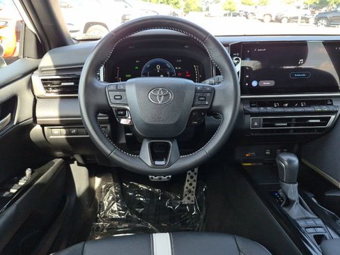 Certified 2025 Toyota Camry SE w/ Multimedia Upgrade Package AWD/4WD image 13