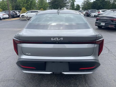 New 2026 Kia K4 FWD image 3