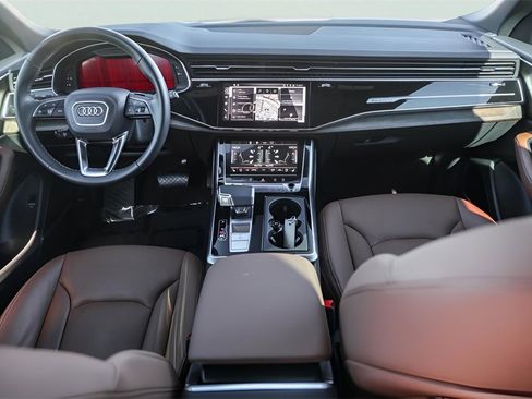 Used 2025 Audi Q8 Premium Plus image 29