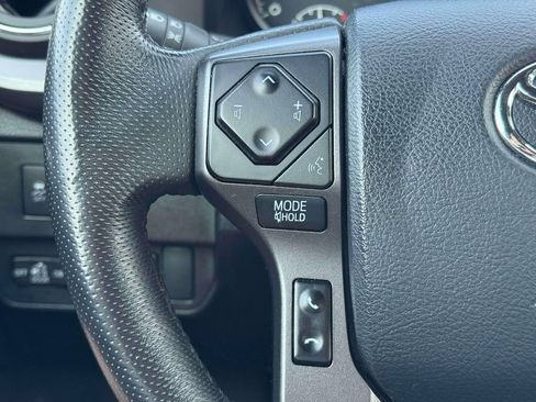 Used 2023 Toyota Tacoma TRD Sport AWD/4WD image 23