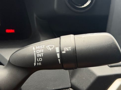 Used 2025 Toyota Tacoma SR AWD/4WD image 44