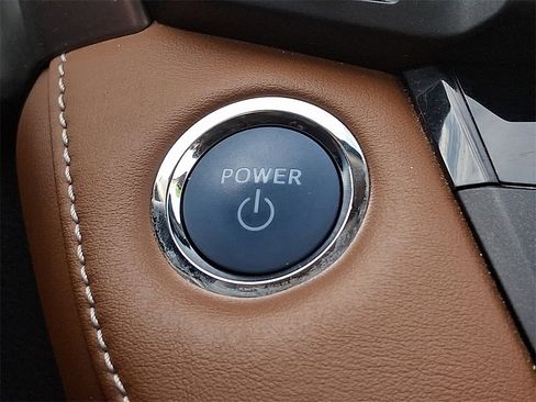 Certified 2017 Toyota RAV4 Limited image 24