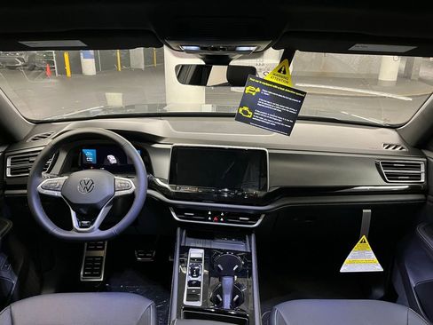 New 2026 Volkswagen Atlas Cross Sport SEL R-Line image 7