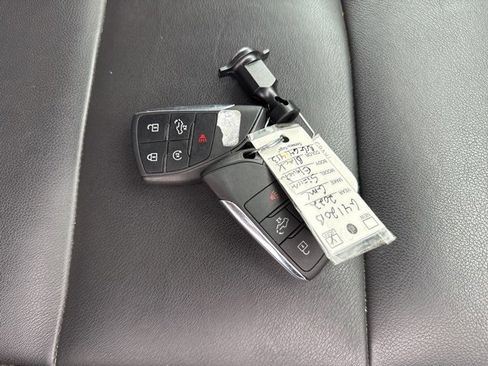 Used 2022 GMC Sierra 1500 Elevation w/ Elevation Premium Package image 12