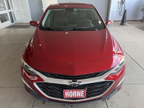 Used 2024 Chevrolet Malibu RS FWD image 2