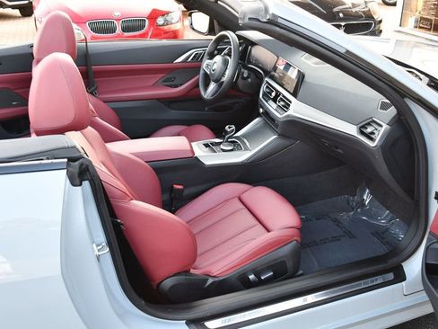 Used 2023 BMW M440i Convertible w/ Premium Package image 65