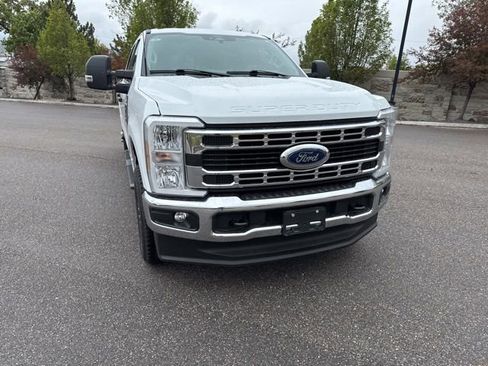 Used 2024 Ford F350 XLT AWD/4WD image 15