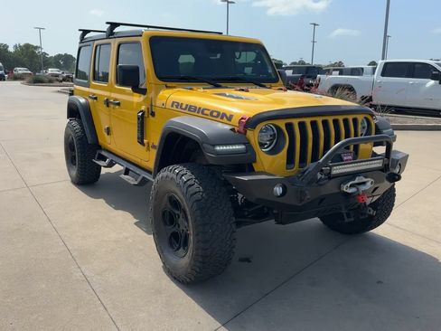Used 2020 Jeep Wrangler Unlimited Rubicon w/ Dual Top Group AWD/4WD image 2