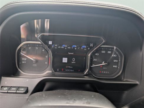 Used 2021 GMC Sierra 1500 AT4 w/ AT4 Value Package AWD/4WD image 23