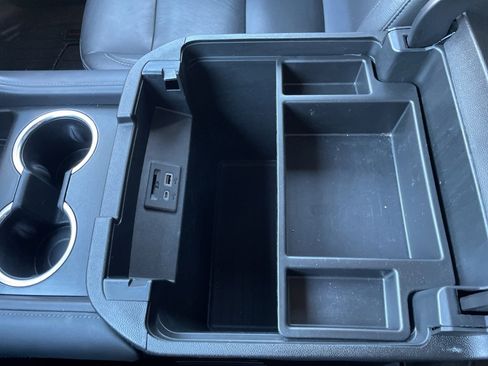 Used 2021 Chevrolet Tahoe Z71 w/ Z71 Signature Package image 42