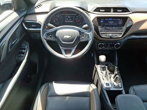 Used 2022 Chevrolet TrailBlazer ACTIV w/ Convenience Package FWD image 12