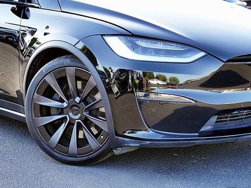 Used 2022 Tesla Model X Plaid AWD/4WD image 4