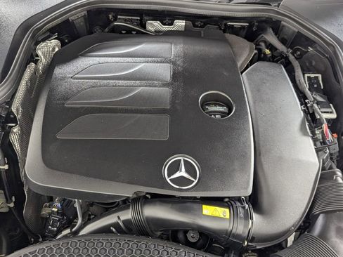 Used 2023 Mercedes-Benz E 350 4MATIC Sedan image 12