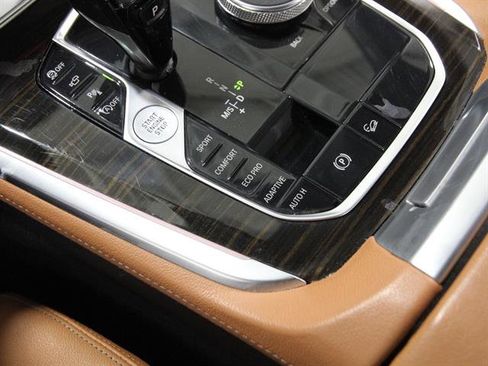 Used 2019 BMW X5 xDrive40i w/ Executive Package image 16