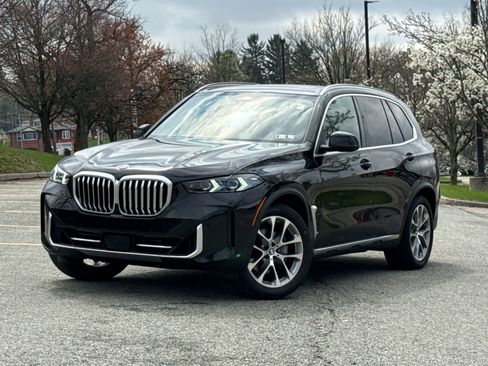Certified 2025 BMW X5 xDrive40i image 1