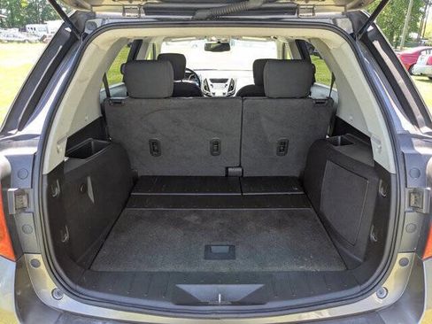 Used 2010 Chevrolet Equinox LT FWD image 30