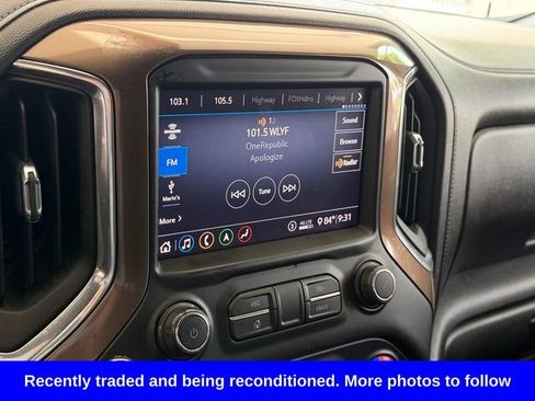Used 2020 Chevrolet Silverado 1500 High Country w/ Technology Package AWD/4WD image 21