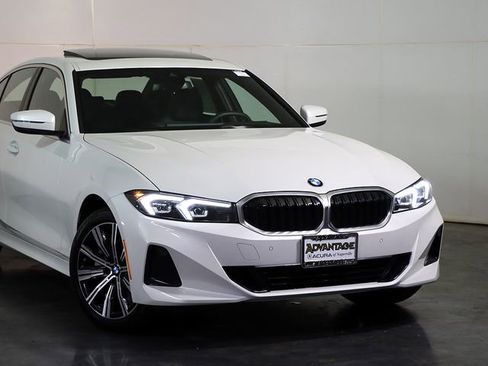 Used 2025 BMW 330i xDrive Sedan AWD/4WD image 6