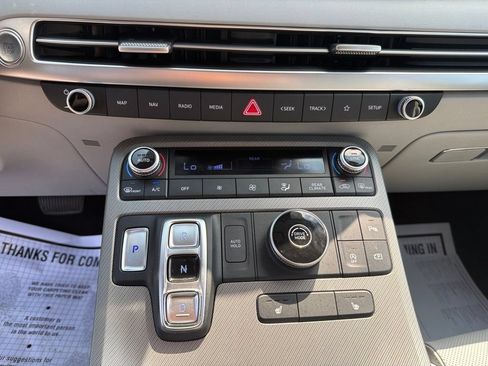 Used 2024 Hyundai Palisade SEL FWD image 22