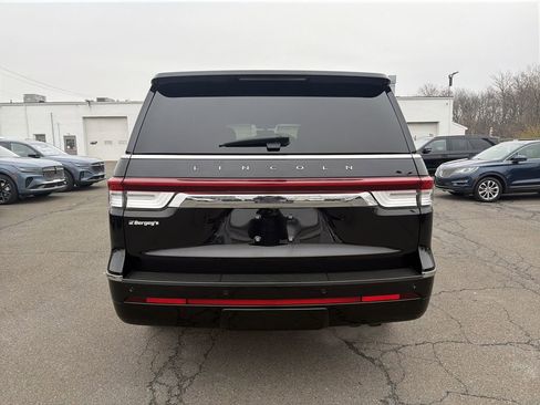 Certified 2024 Lincoln Navigator Reserve image 4