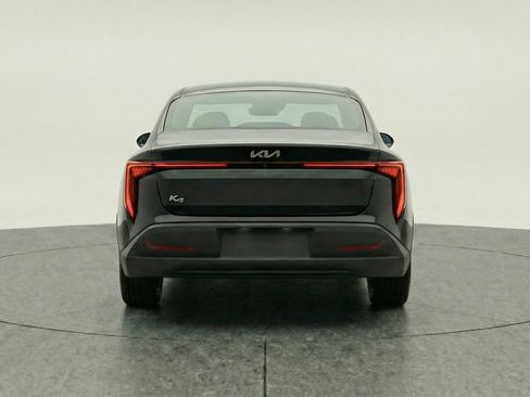 Used 2025 Kia K4 LXS image 7