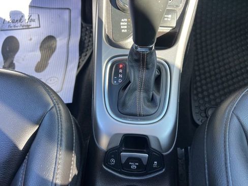 Used 2019 Jeep Compass Latitude w/ Cold Weather Group image 30