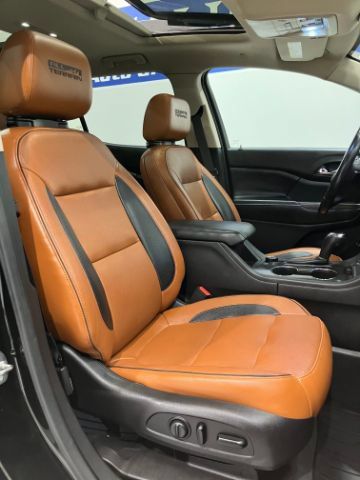 Used 2017 GMC Acadia SLT AWD/4WD image 60
