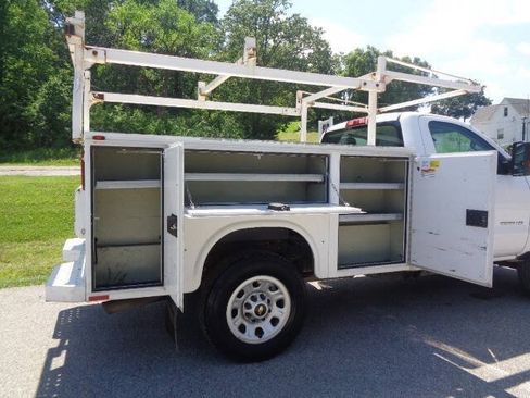 Used 2018 Chevrolet Silverado 3500 W/T RWD image 25