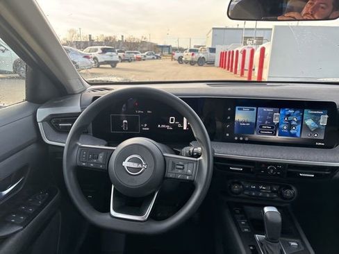New 2026 Nissan Kicks SV w/ SV Premium Package FWD image 11