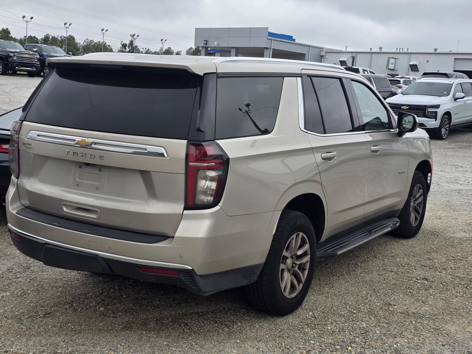 Used 2021 Chevrolet Tahoe LS RWD image 4